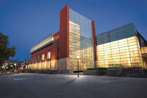 Ross michigan - The Ross School of Business uses a five-level grading scale for all MBA students. The following grading policy applies to all core course work taken while enrolled at Ross: Excellent (EX): Performance that is of superior quality. No more than 25% of the students in a core course shall receive this grade. Good (GD): Performance …